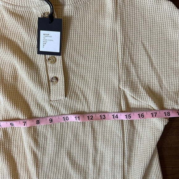 N:Philanthropy Womens Nicolet Henley Shirt, Beige - Picture 2 of 5